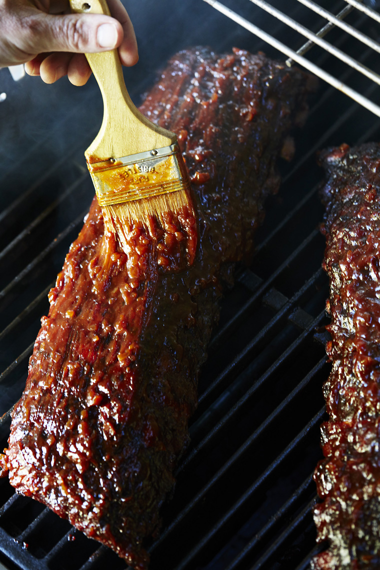 LEIGH_BEISCH_Babyback_Ribs_on_Grill_O8A0333-edit