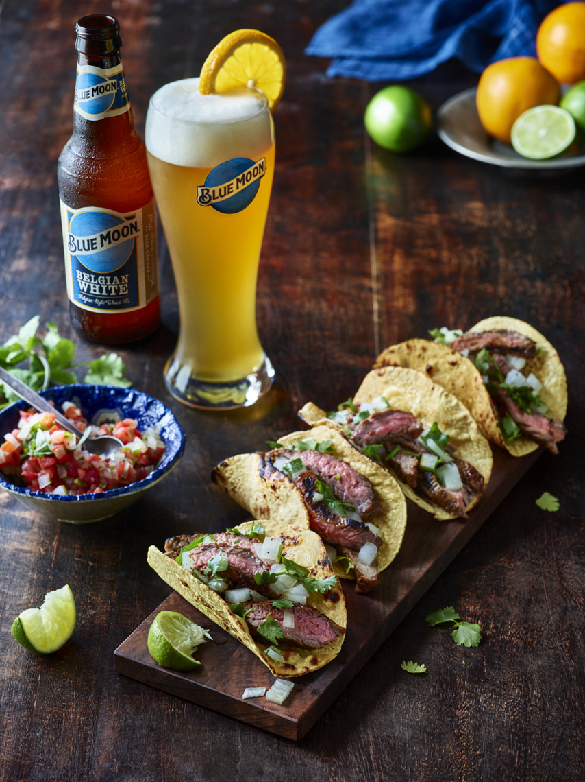 LEIGH_BEISCH_Carne_Asada_Tacos_Blue_Moon_BW_17403