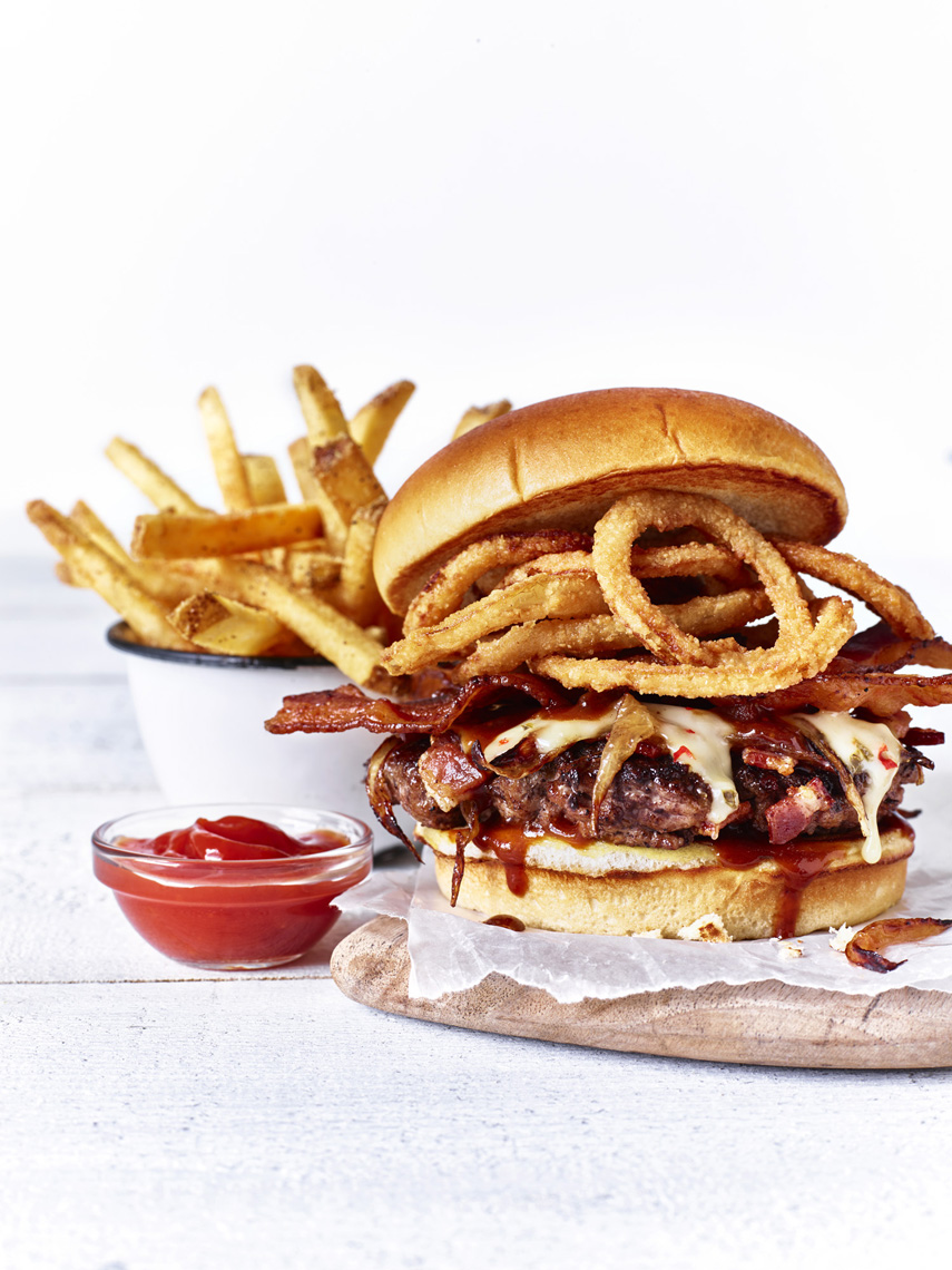 LEIGH_BEISCH_Cover_Whisky_Bacon_Burger_10108